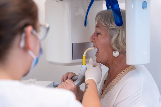 Best Emergency Dental Services for Seniors in Mascotte, FL
